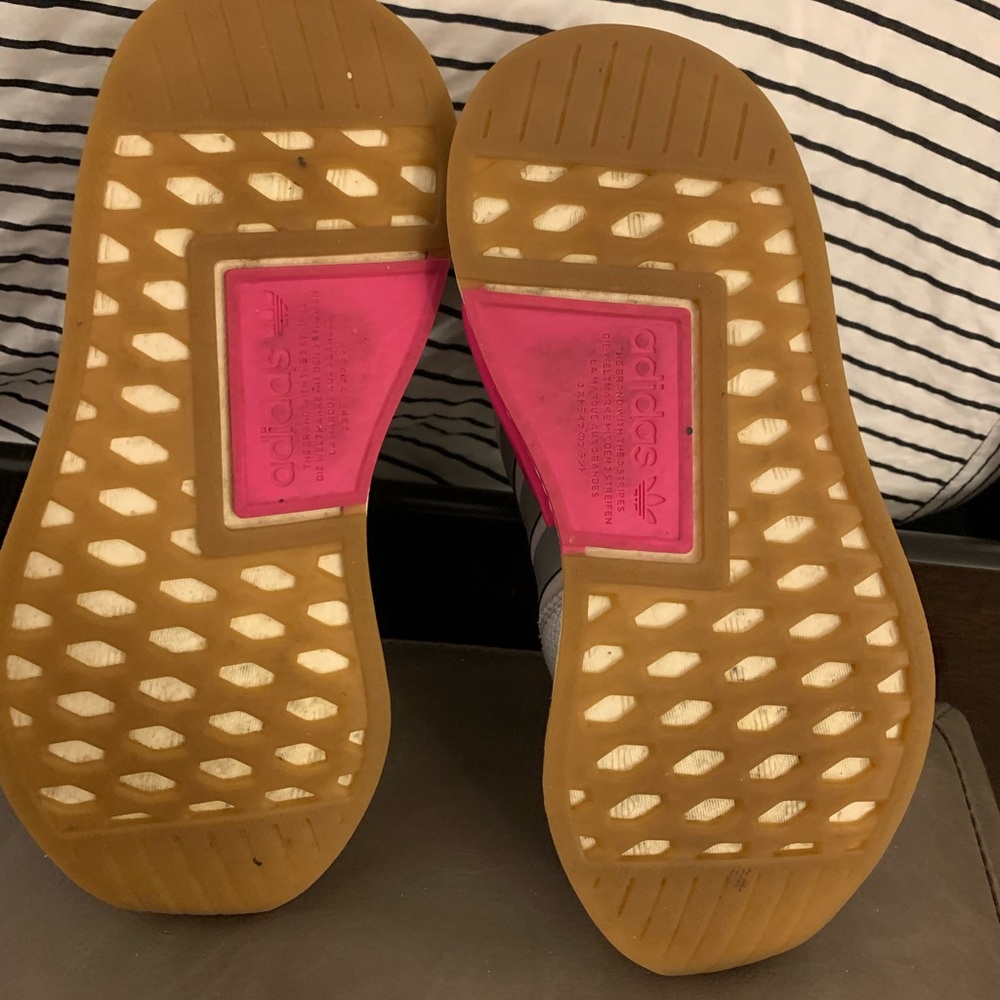 Adidas NMD R2 - Picture 5 of 5